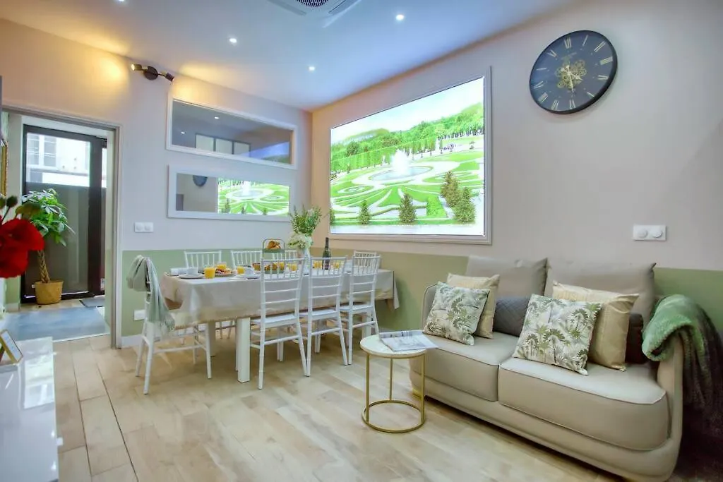 Le Nid Parisien Triplex Cosy Et Chaleureux Apartment France