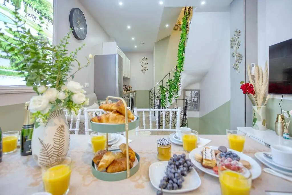 Le Nid Parisien Triplex Cosy Et Chaleureux Apartment France