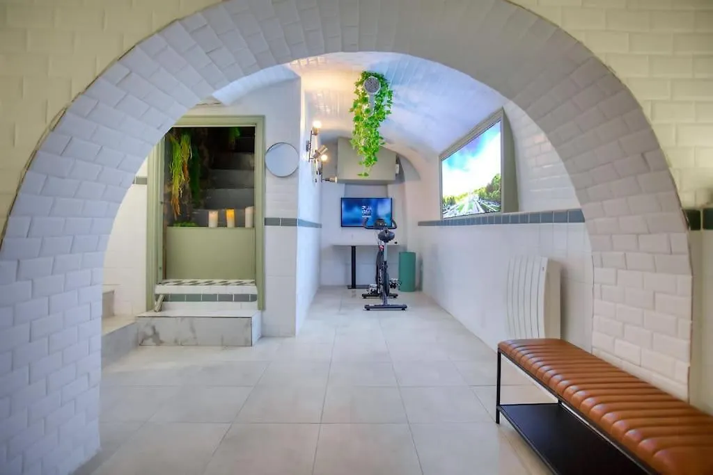 Le Nid Parisien Triplex Cosy Et Chaleureux Apartment  Paris